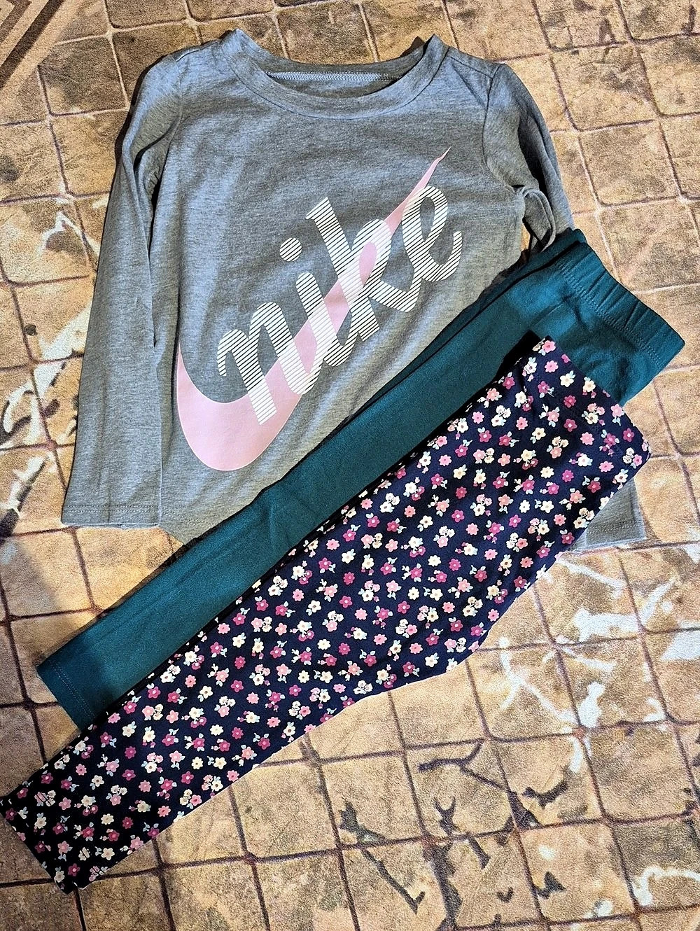 🍀5/30🍀Bundle 3pcs Nike,George,Joe Fresh